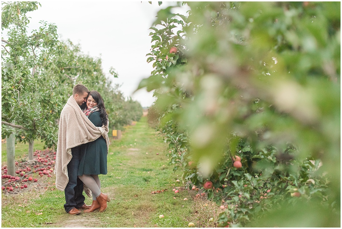 a_wine_picnic_apple_orchard_engagement_photographer_0022