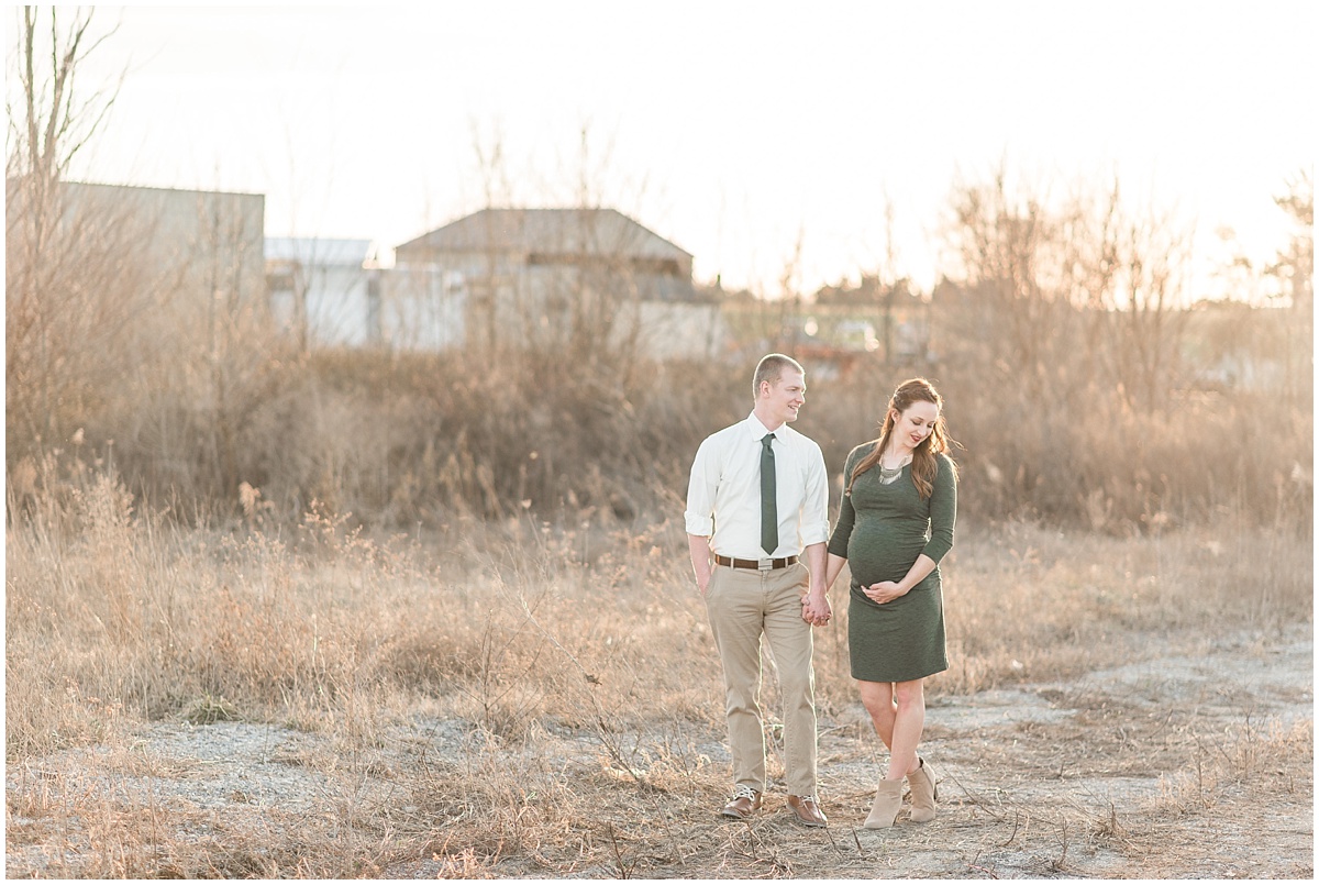 a_golden_hour_maternity_session_0001