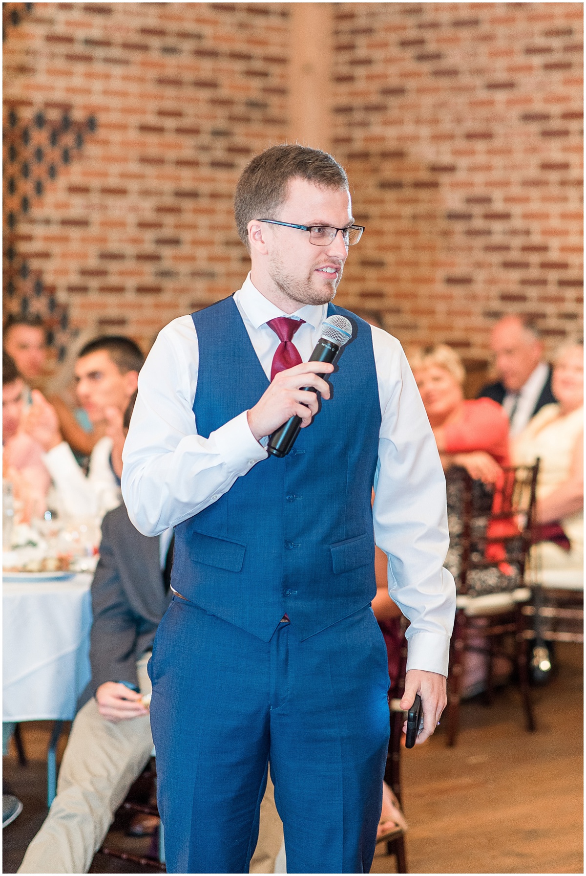 classic_maroon_and_navy_pa_wedding_photographer_0088
