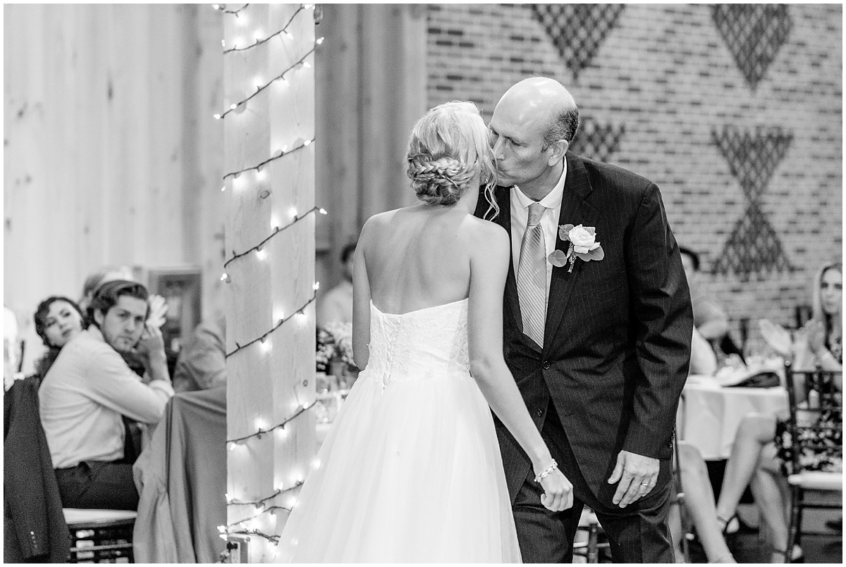classic_maroon_and_navy_pa_wedding_photographer_0097