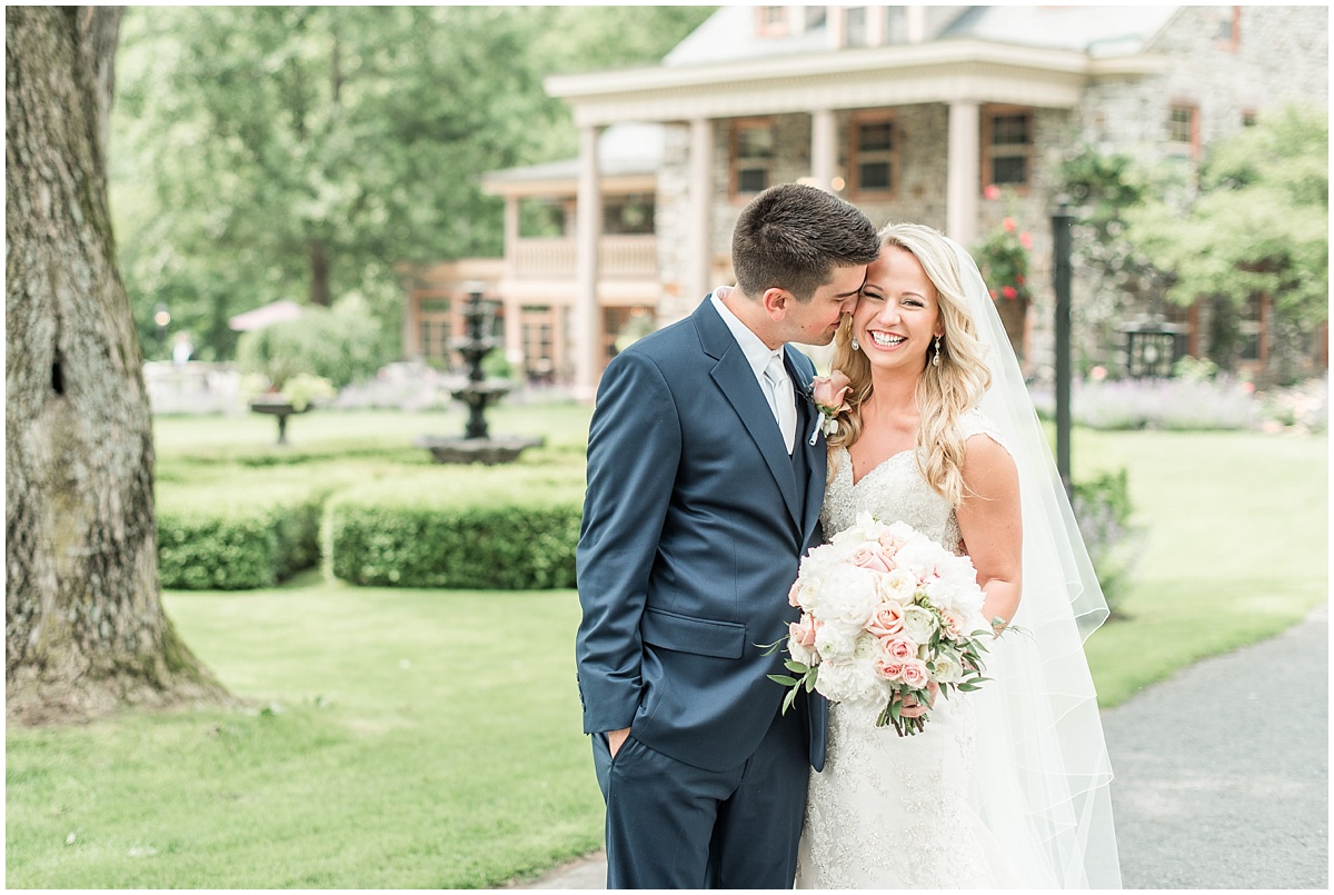 a_navy_and_candy_pink_moonstone_manor_wedding_kelsey_renee_photography_0042