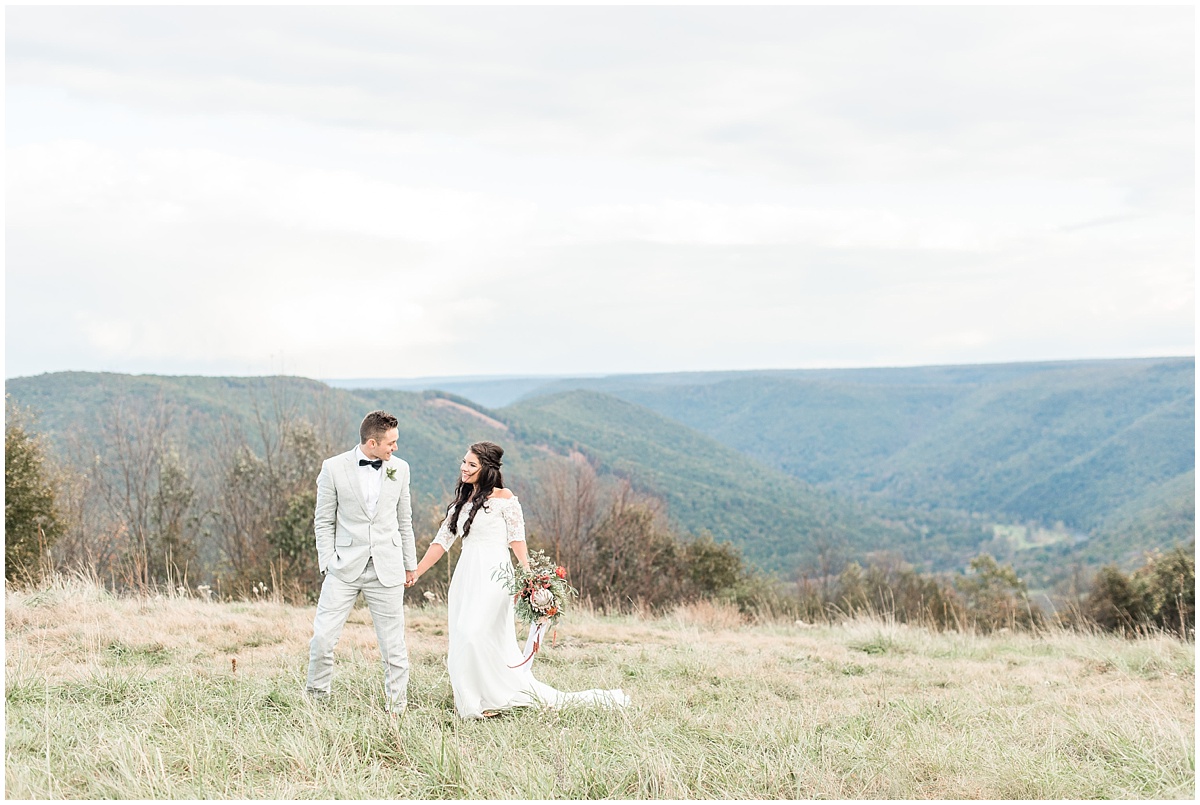 a_bucktail_overlook_state_park_destination_wedding_driftwood_pa_by_kelsey_renee_photography