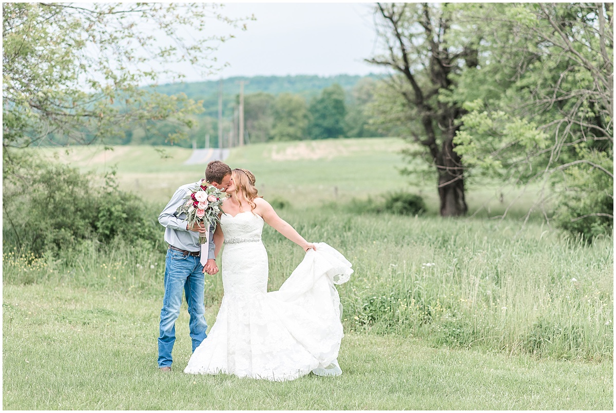 a_blush_outdoor_backyard_wedding_by_kelsey_renee_photography_0042