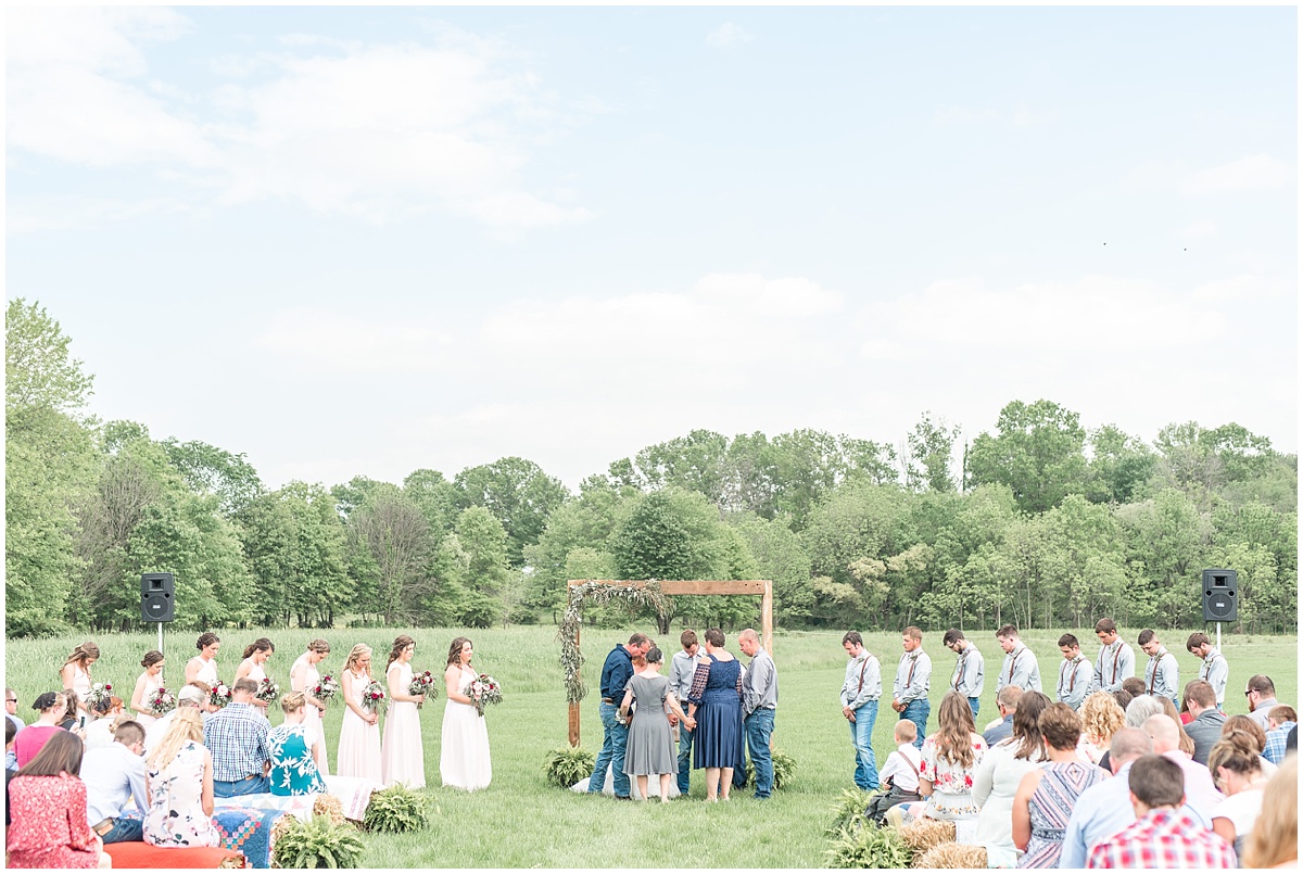 a_blush_outdoor_backyard_wedding_by_kelsey_renee_photography_0074