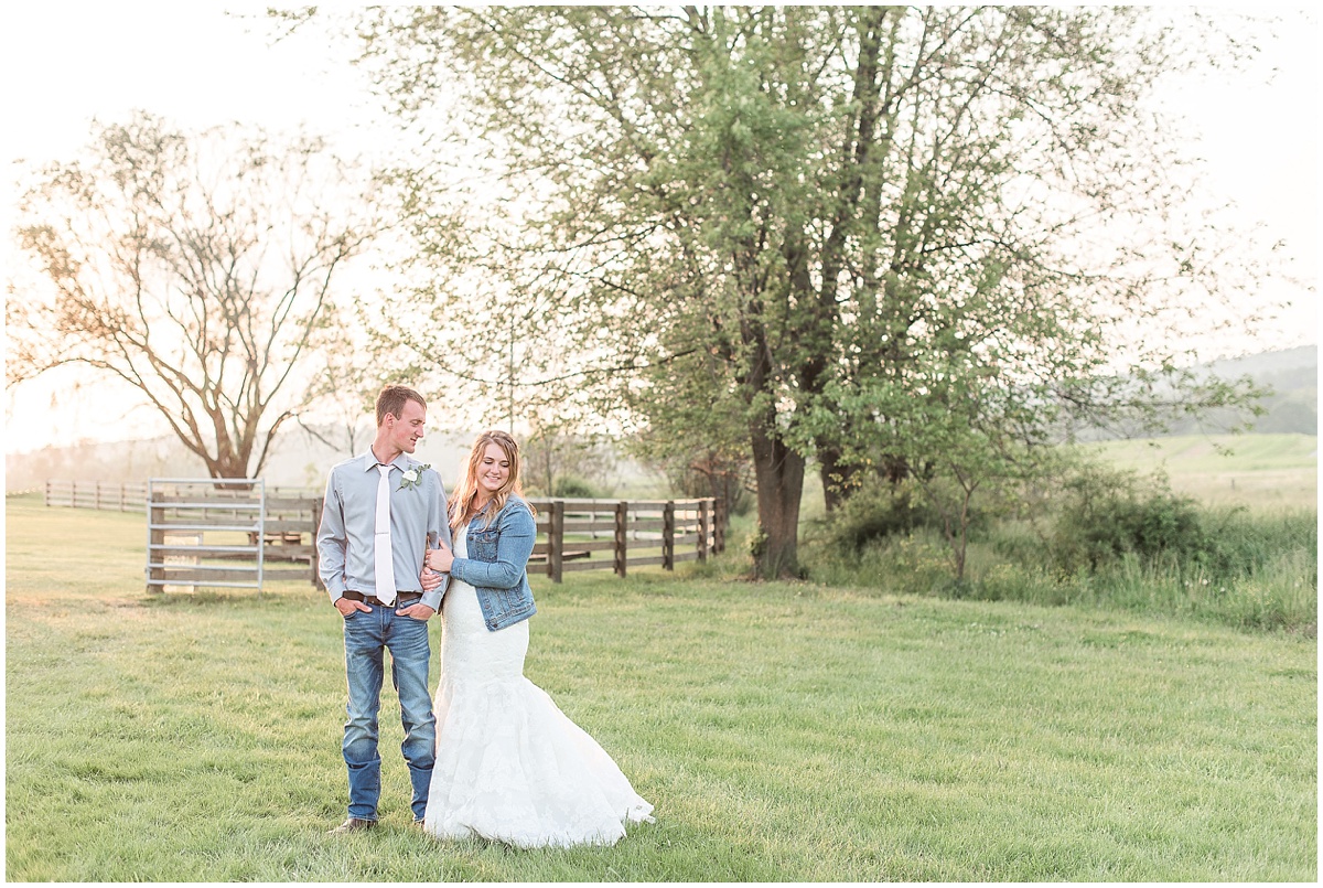 a_blush_outdoor_backyard_wedding_by_kelsey_renee_photography_0108