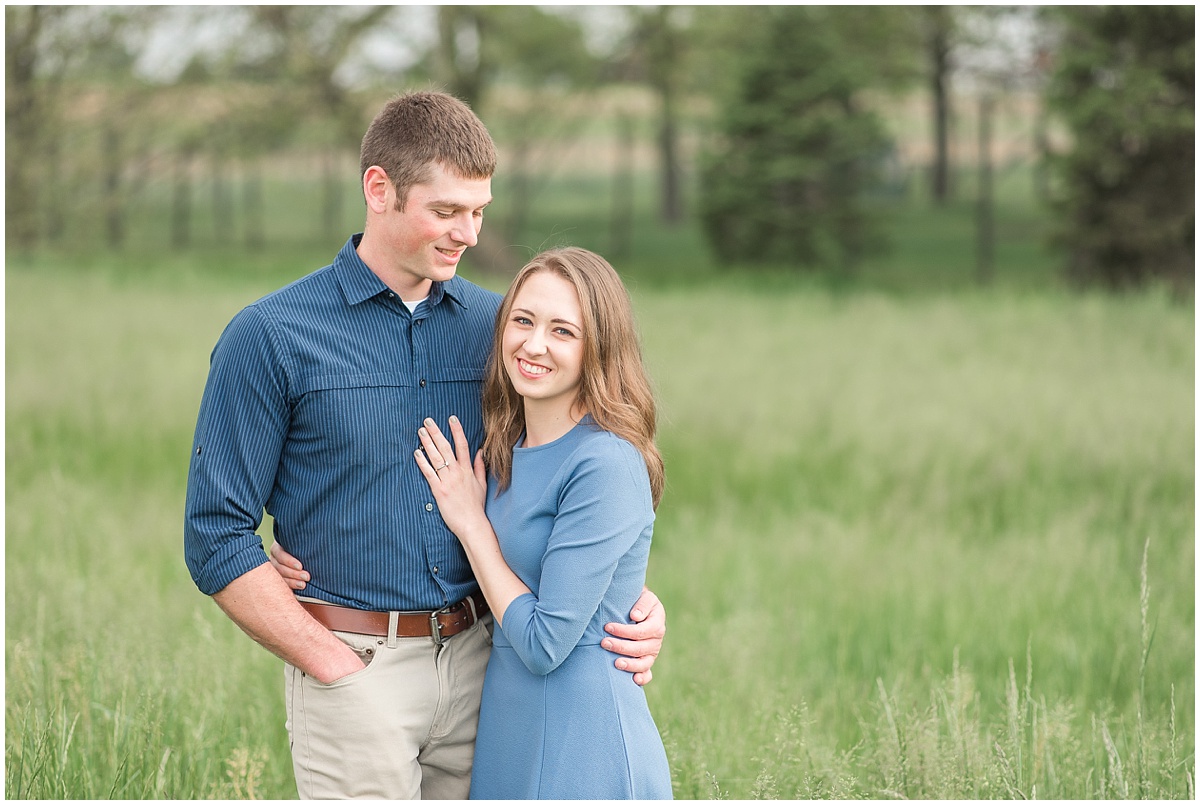 a_navy_blue_spring_engagement_session_by_kelsey_renee_photography_0007