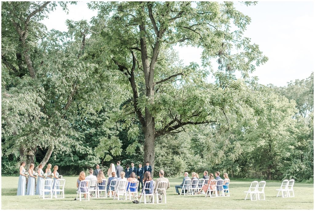 wedding ceremony / the inn at barley sheaf farm / outdoor ceremony / PA wedding venue