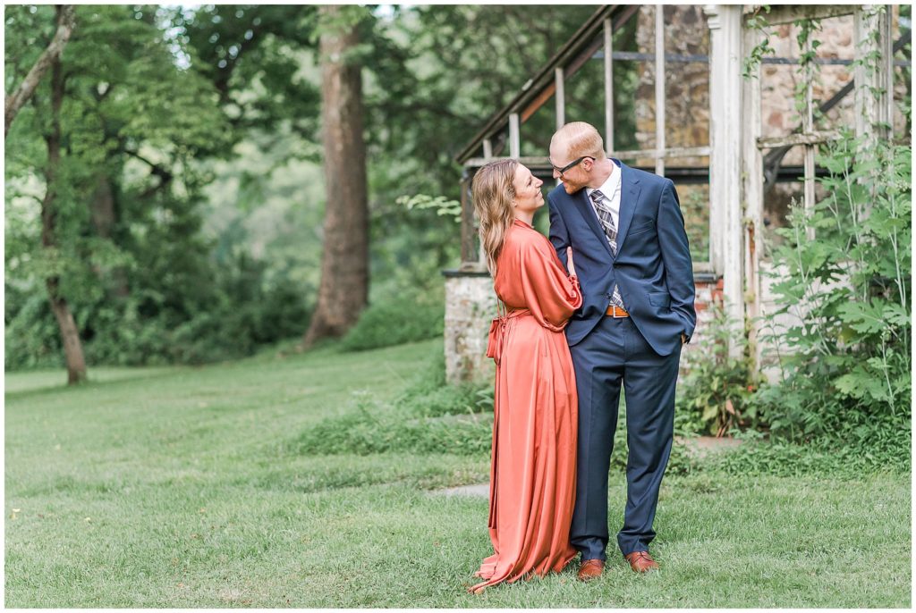 a-valley-forge-national-park-engagement-session