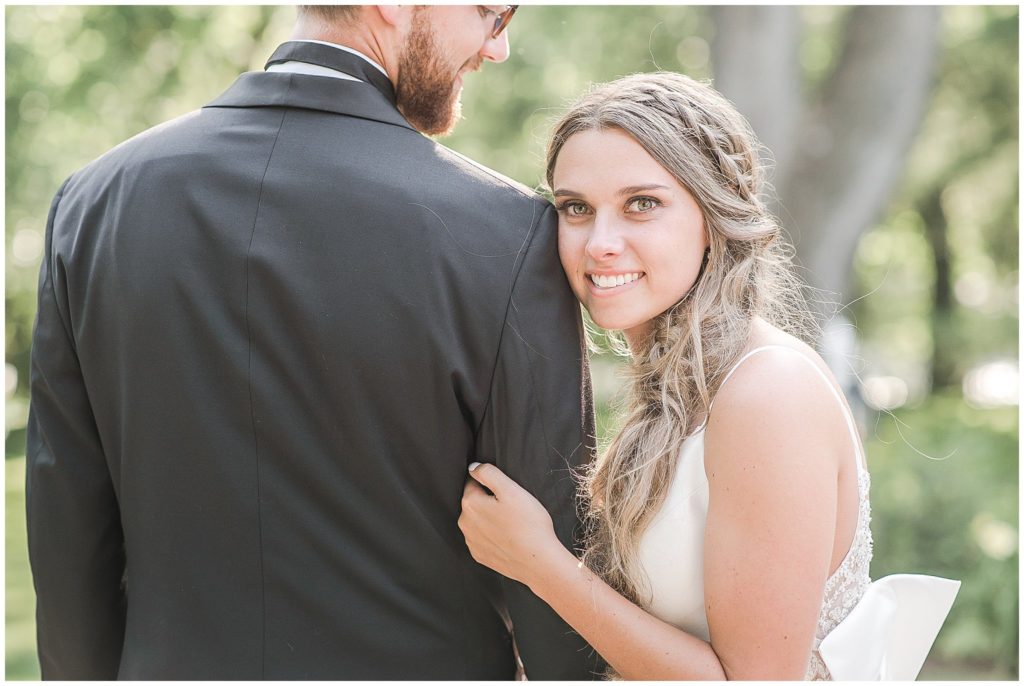 a-riverdale-manor-wedding-by-kelsey-renee-photography