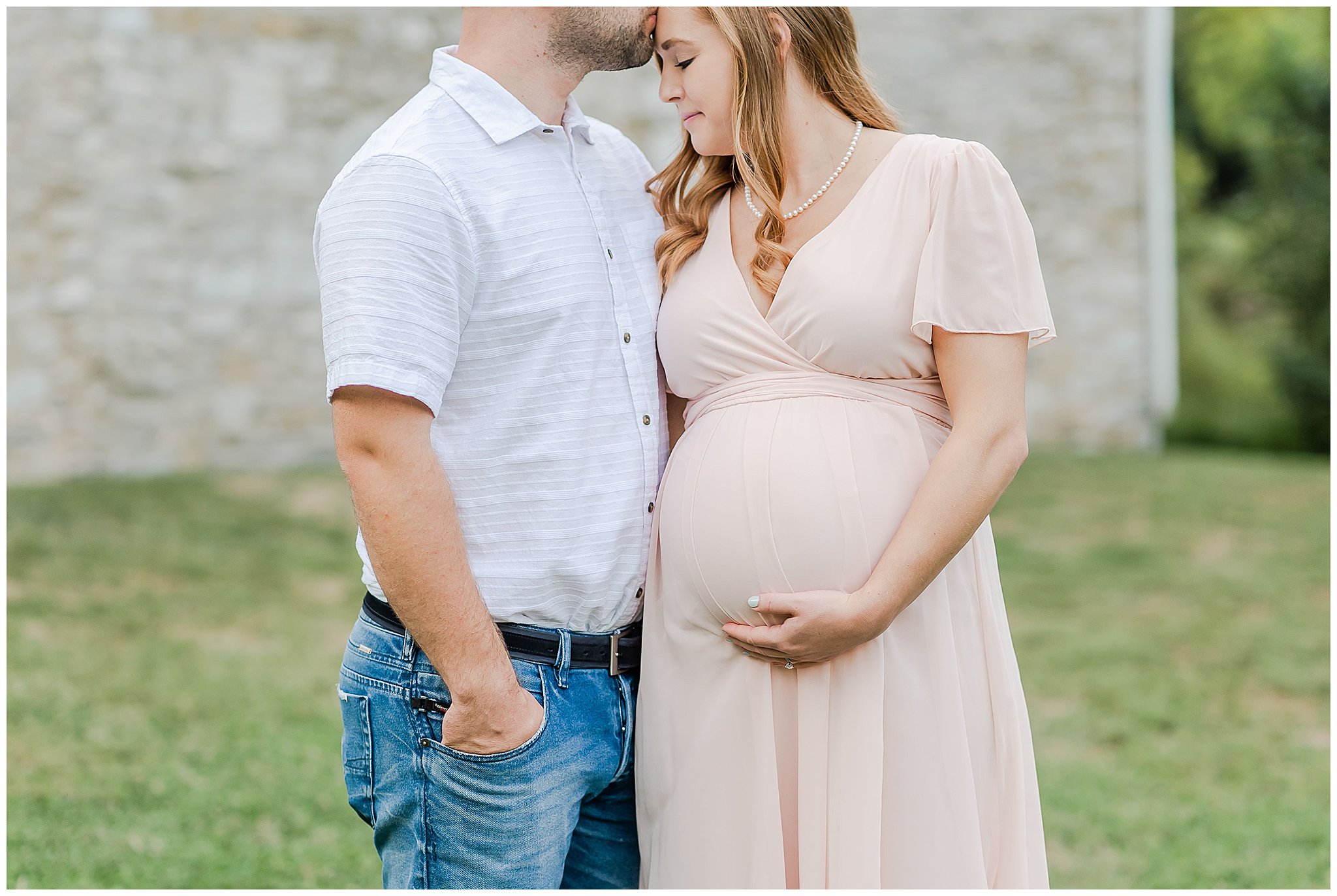 Grings Mill Maternity Session | Gring's Mill Maternity Session | Reading PA | Wyomissing PA | Maternity Session | Maternity Session Posing
